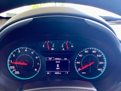 Used 2025 Chevrolet Malibu LT FWD image 8