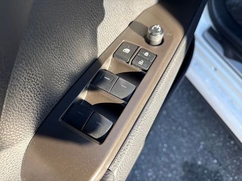 Certified 2023 Toyota Camry SE image 17