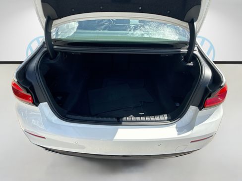 Used 2023 BMW 540i xDrive w/ Convenience Package AWD/4WD image 27