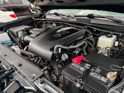 Used 2023 Toyota Tacoma TRD Off-Road image 35