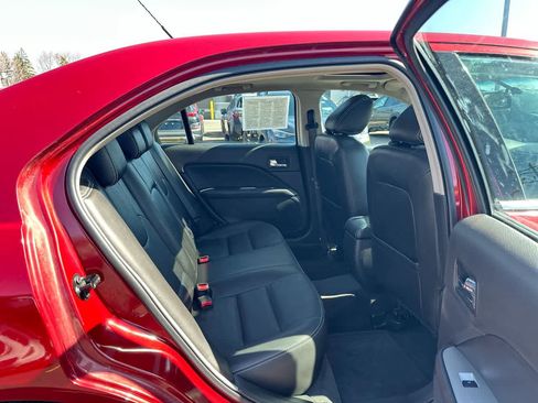 Used 2010 Ford Fusion SEL image 26