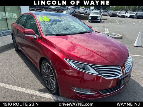 Used 2016 Lincoln MKZ AWD w/ Equipment Group 300A Reserve image 9