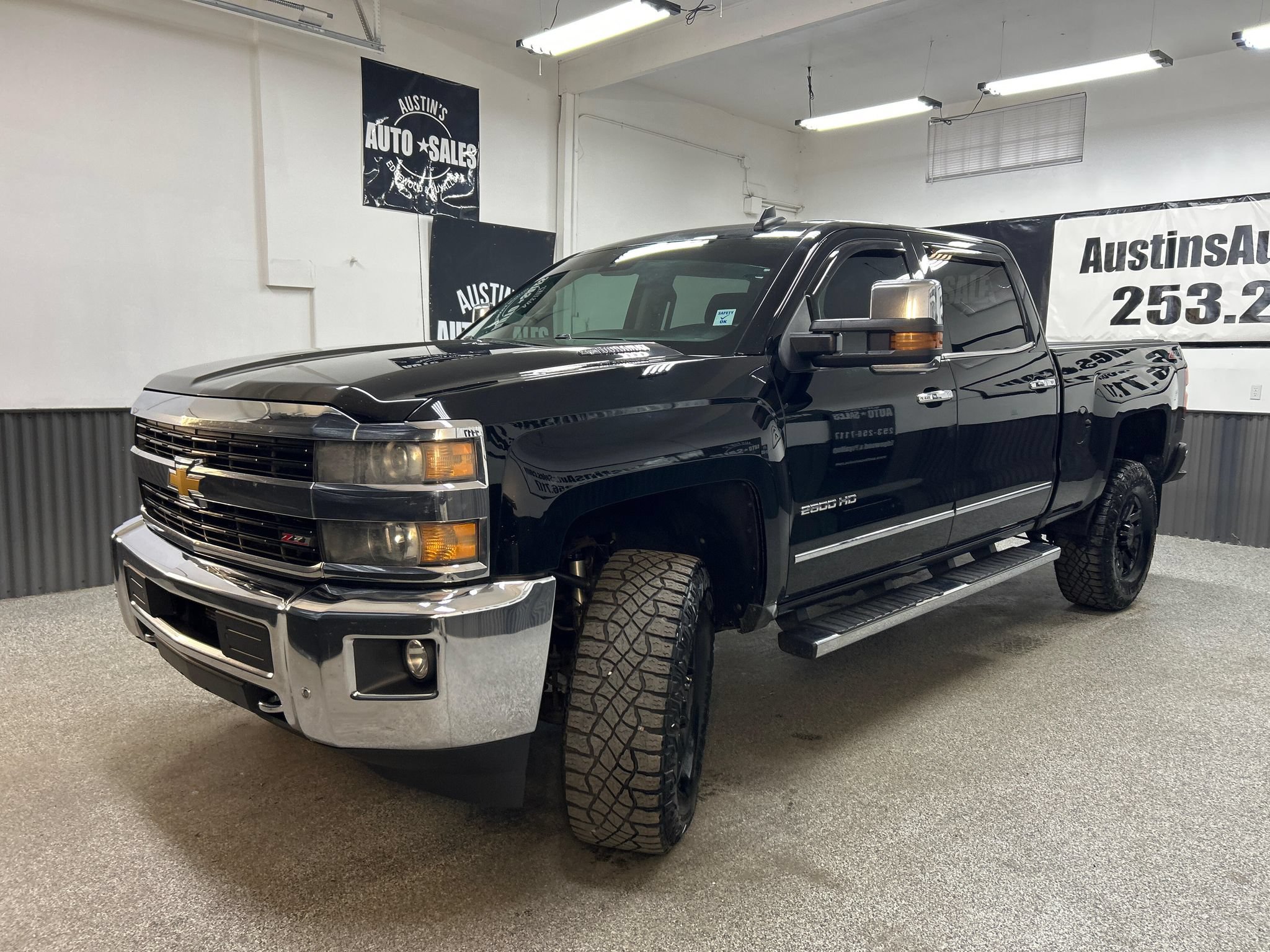Used 2016 Chevrolet Silverado 2500 LTZ w/ Duramax Plus Package AWD/4WD image 3