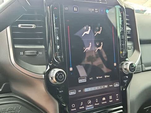 New 2026 RAM 3500 Big Horn AWD/4WD image 27