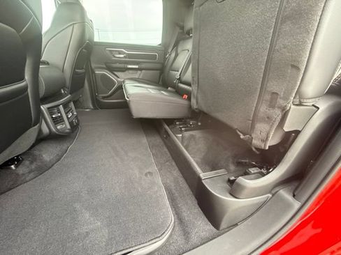 Used 2025 RAM 1500 Laramie AWD/4WD image 32