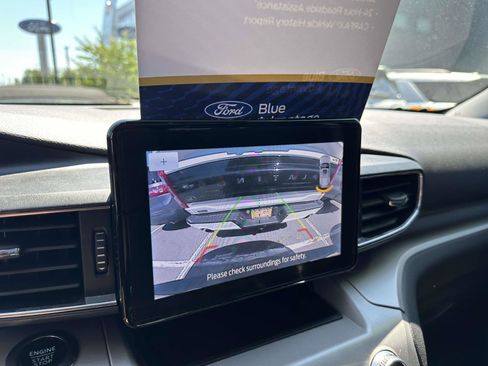 Certified 2023 Ford Explorer XLT w/ Equipment Group 202A AWD/4WD image 20