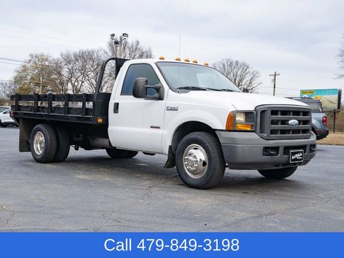 Used 2005 Ford F350 2WD Regular Cab DRW Super Duty image 8