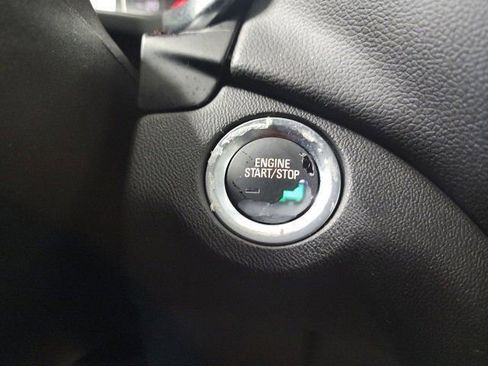 Used 2022 Chevrolet Equinox LT FWD image 33