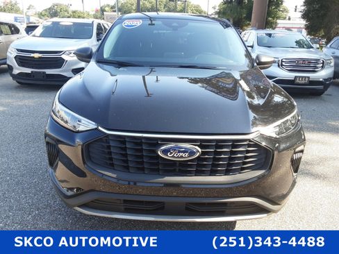 Used 2023 Ford Escape Active image 8