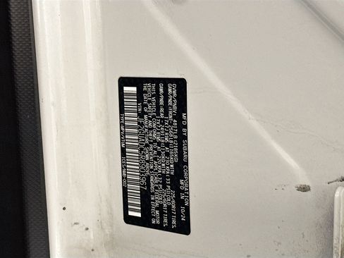 Used 2024 Subaru Crosstrek 2.0i Premium image 12