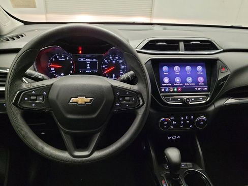 Used 2021 Chevrolet TrailBlazer LT w/ Convenience Package FWD image 22