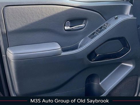 Used 2023 Nissan Frontier SV w/ Midnight Edition Package image 20