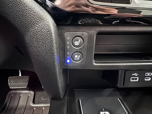 Used 2025 Honda Passport Black Edition image 23