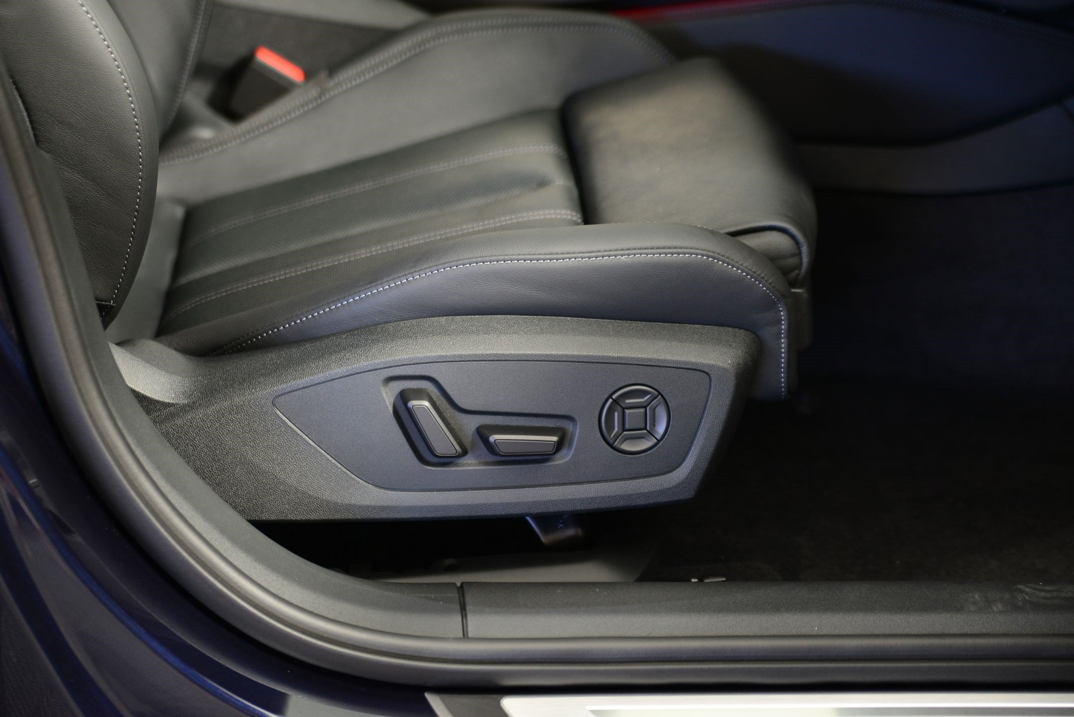 Used 2025 Audi A5 Premium Plus w/ Premium Plus AWD/4WD image 10