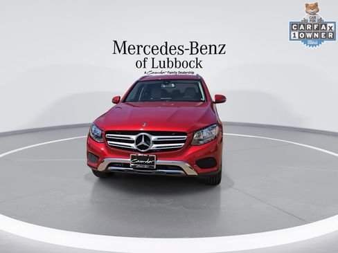 Used 2019 Mercedes-Benz GLC 300 4MATIC image 3