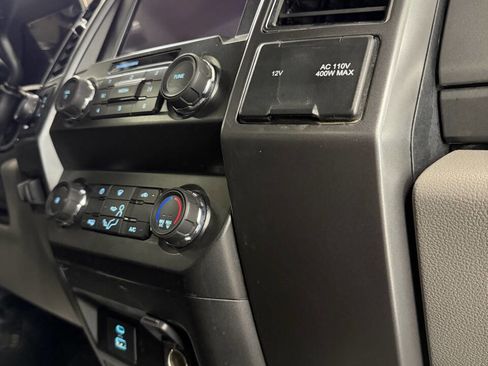 Used 2021 Ford F250 XLT w/ FX4 Off-Road Package image 45