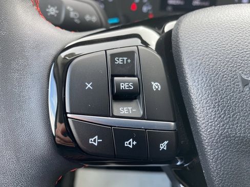 Used 2022 Ford Escape SEL w/ SEL Stealth AWD Package image 28