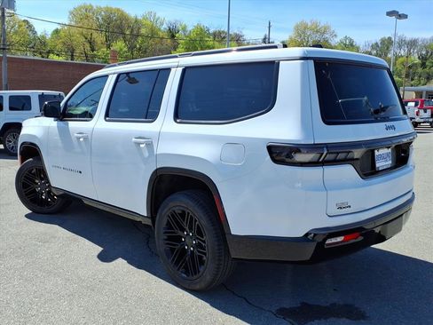 New 2026 Jeep Grand Wagoneer Limited image 6
