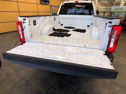 Used 2024 Ford F250 XLT image 21