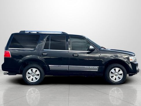 Used 2014 Lincoln Navigator 4WD image 3