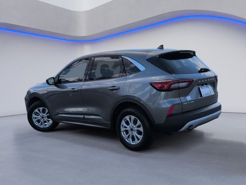 Used 2024 Ford Escape Active w/ Tech Pack #1 AWD/4WD image 9