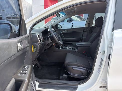 Used 2022 Kia Sportage LX FWD image 13