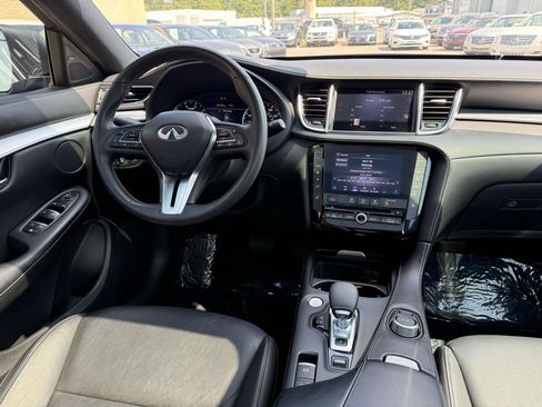 Used 2021 INFINITI QX50 Luxe w/ Appearance Package FWD image 22
