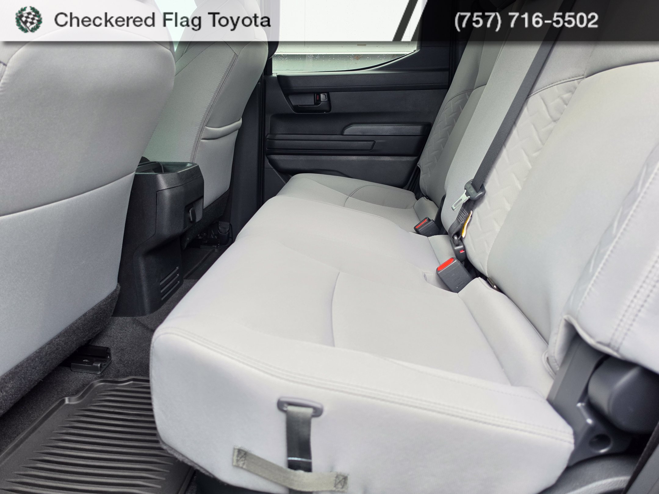 Used 2025 Toyota Tacoma SR5 AWD/4WD image 28