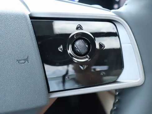 New 2025 Nissan Murano SL image 12