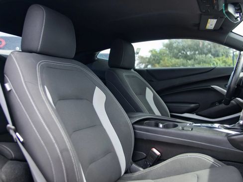 Used 2021 Chevrolet Camaro LT w/ Technology Package RWD image 28