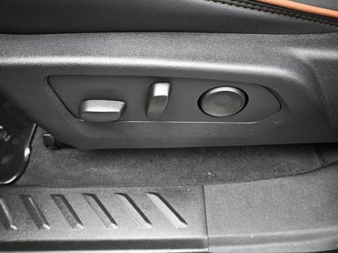 Used 2026 GMC Canyon AT4 AWD/4WD image 7