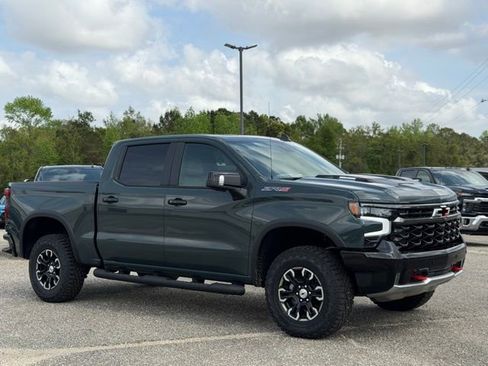 New 2026 Chevrolet Silverado 1500 ZR2 AWD/4WD image 4