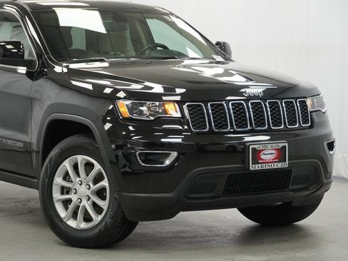 Certified 2022 Jeep Grand Cherokee Laredo E image 4