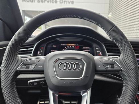 New 2026 Audi SQ8 Premium Plus AWD/4WD image 36
