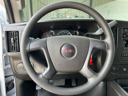 New 2026 GMC Savana 3500 Work Van 3D Extended Cargo Van image 13