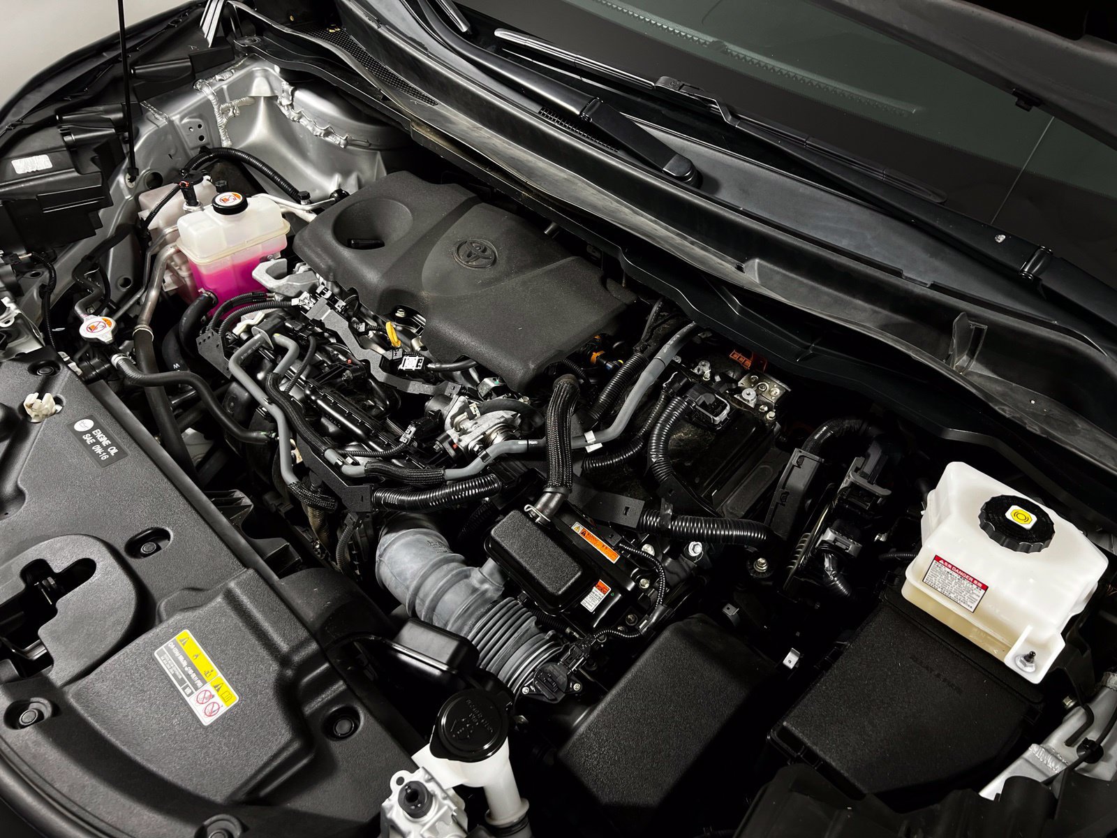 Certified 2023 Toyota Sienna XLE FWD image 11