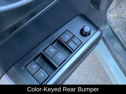 Used 2022 Toyota Tacoma SR5 w/ Trail Edition image 13