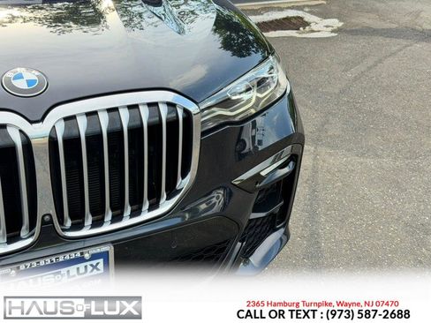Used 2021 BMW X7 xDrive40i w/ M Sport Package AWD/4WD image 8