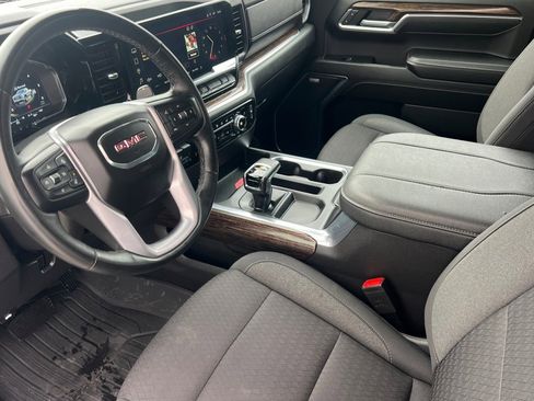 Used 2023 GMC Sierra 1500 Elevation w/ Preferred Package image 7