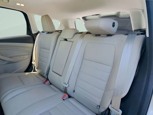 Used 2018 Ford Escape Titanium w/ Ford Safe & Smart Package image 13