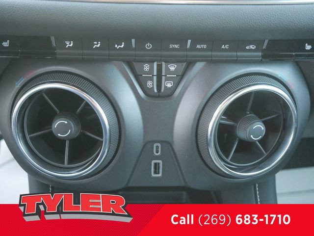 New 2026 Chevrolet Blazer LT w/ Convenience Package AWD/4WD image 32