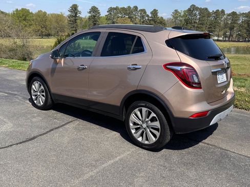 Used 2019 Buick Encore Preferred w/ Safety Package image 11