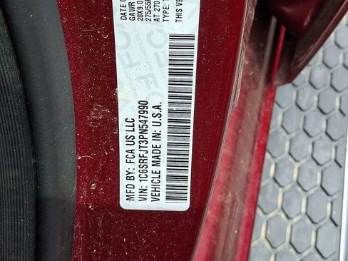 Used 2023 RAM 1500 Laramie AWD/4WD image 29