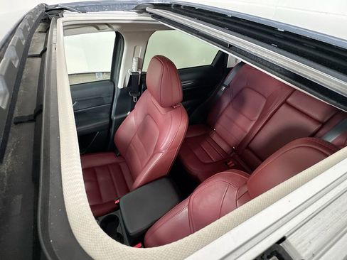 Used 2023 MAZDA CX-5 Carbon Edition image 24