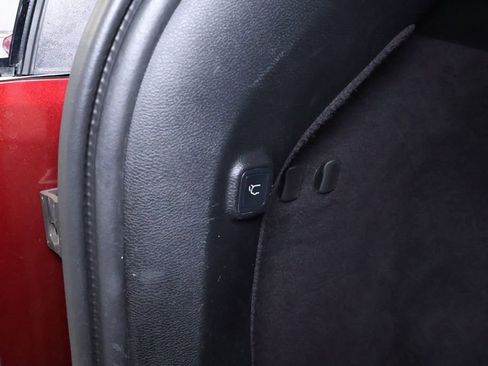 Used 2019 Jeep Cherokee Limited w/ Luxury Group image 18