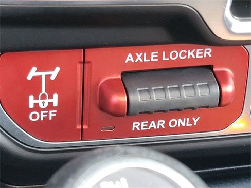 Certified 2024 Jeep Wrangler Willys 4xe image 7