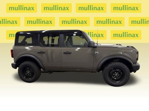 New 2026 Ford Bronco Big Bend image 2