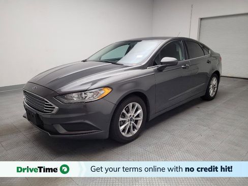 Used 2017 Ford Fusion SE w/ Fusion SE Technology Package image 1