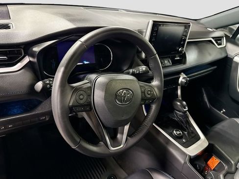 Used 2021 Toyota RAV4 XSE image 9