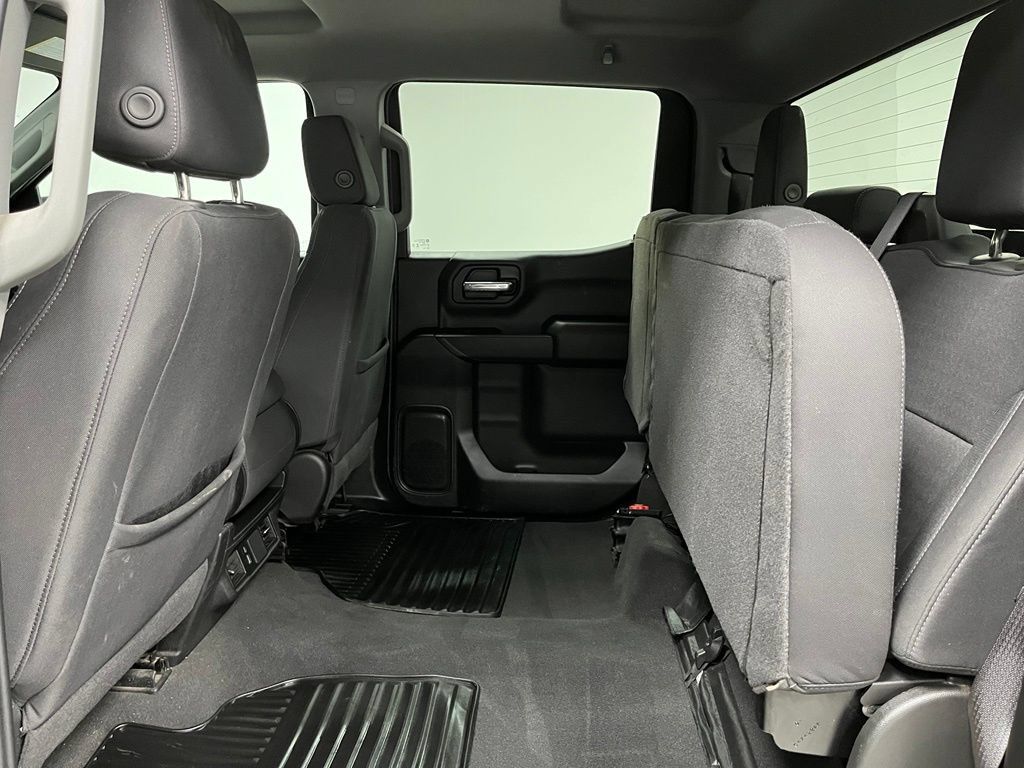 Used 2024 Chevrolet Silverado 1500 Custom w/ Dark Appearance Package AWD/4WD image 48